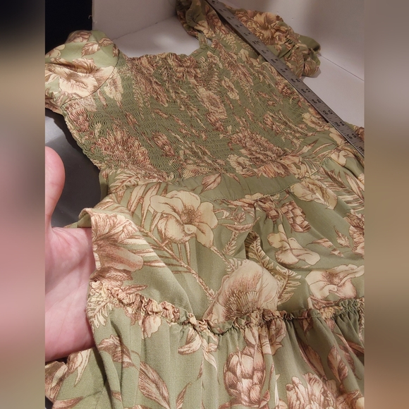 Agua Bendita x Target Mini Dress L Green Floral Smocked Short Sleeve Boho - Picture 6 of 7